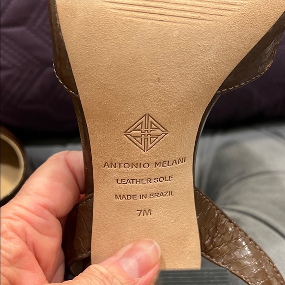 ANTONIO MELANI Tan Textured Slingback Heels - Picture 6 of 6